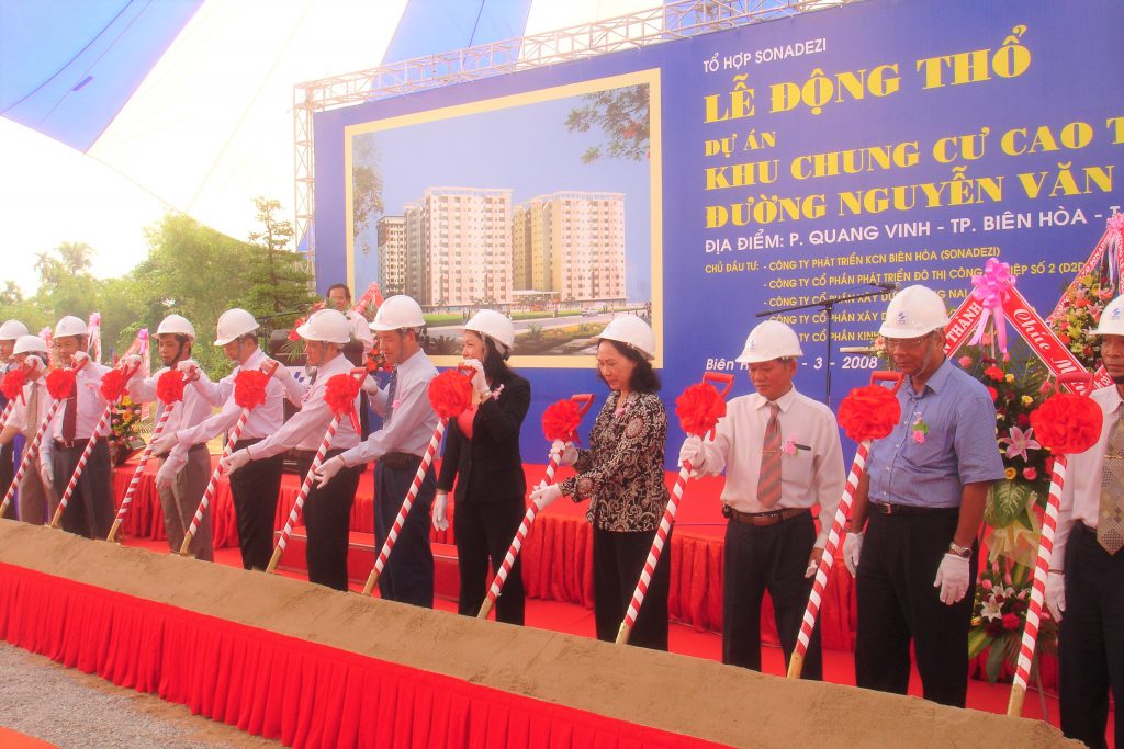 Groundbreaking ceremony for the Nguyen Van Troi apartment project